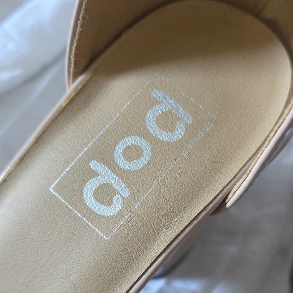 (J36) Pop Tan Wedge Heel with Ankle Strap and Rounded Toe - Picture 7 of 8